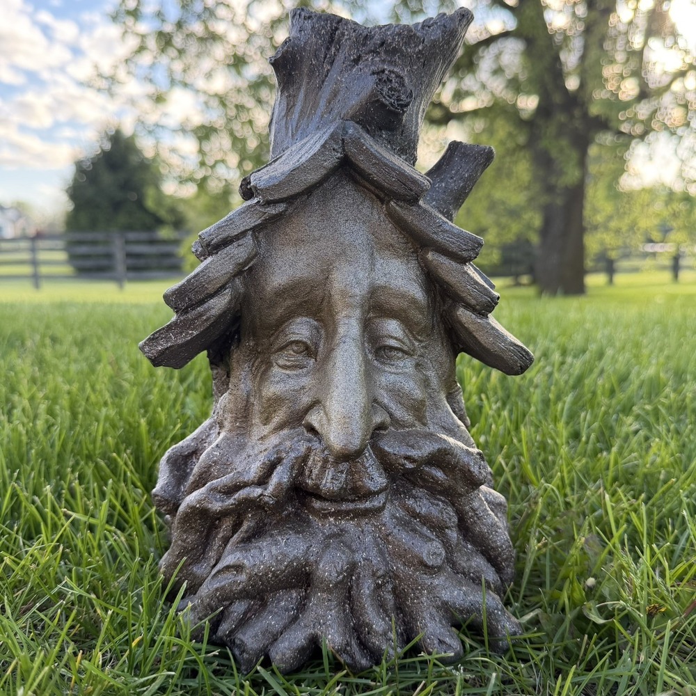 Vintage Folk Art Resin Bearded Old Man Carved Tree Garden Planter Yard Decor